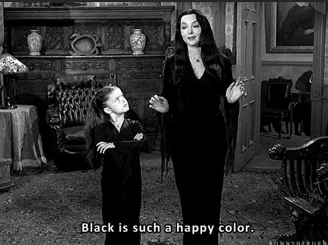 sürekli siyah giymek